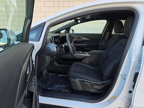 Used 2026 Chevrolet Equinox EV LT image 19