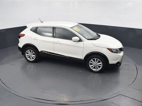 Used 2017 Nissan Rogue Sport S w/ S Appearance Package image 41