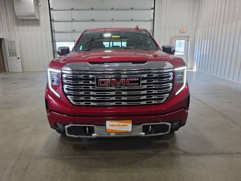 Used 2023 GMC Sierra 1500 Denali w/ Denali Reserve Package AWD/4WD image 3