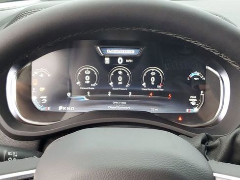 New 2026 RAM 1500 4x4 Crew Cab image 8