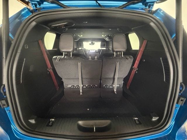 New 2027 Chrysler Pacifica Select AWD/4WD image 9
