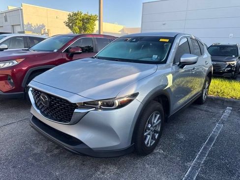 Used 2023 MAZDA CX-5 AWD 2.5 S w/ Select Package image 4