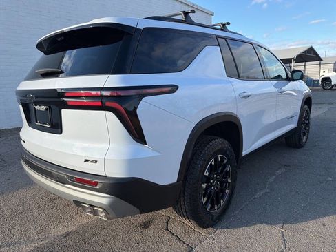 New 2026 Chevrolet Traverse Z71 image 2