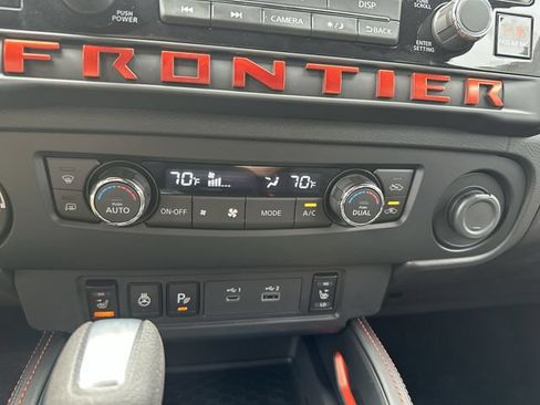 New 2026 Nissan Frontier PRO-4X w/ Pro-4x Convenience Package AWD/4WD image 18
