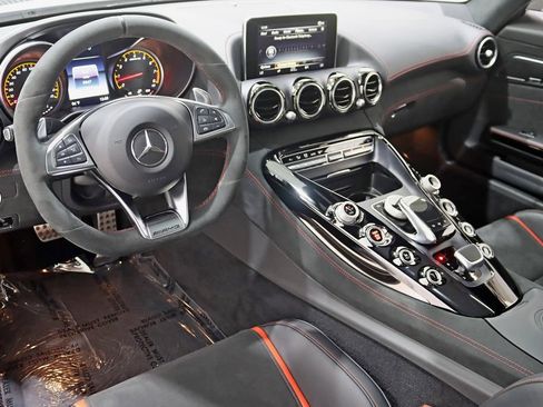Used 2016 Mercedes-Benz AMG GT S image 19