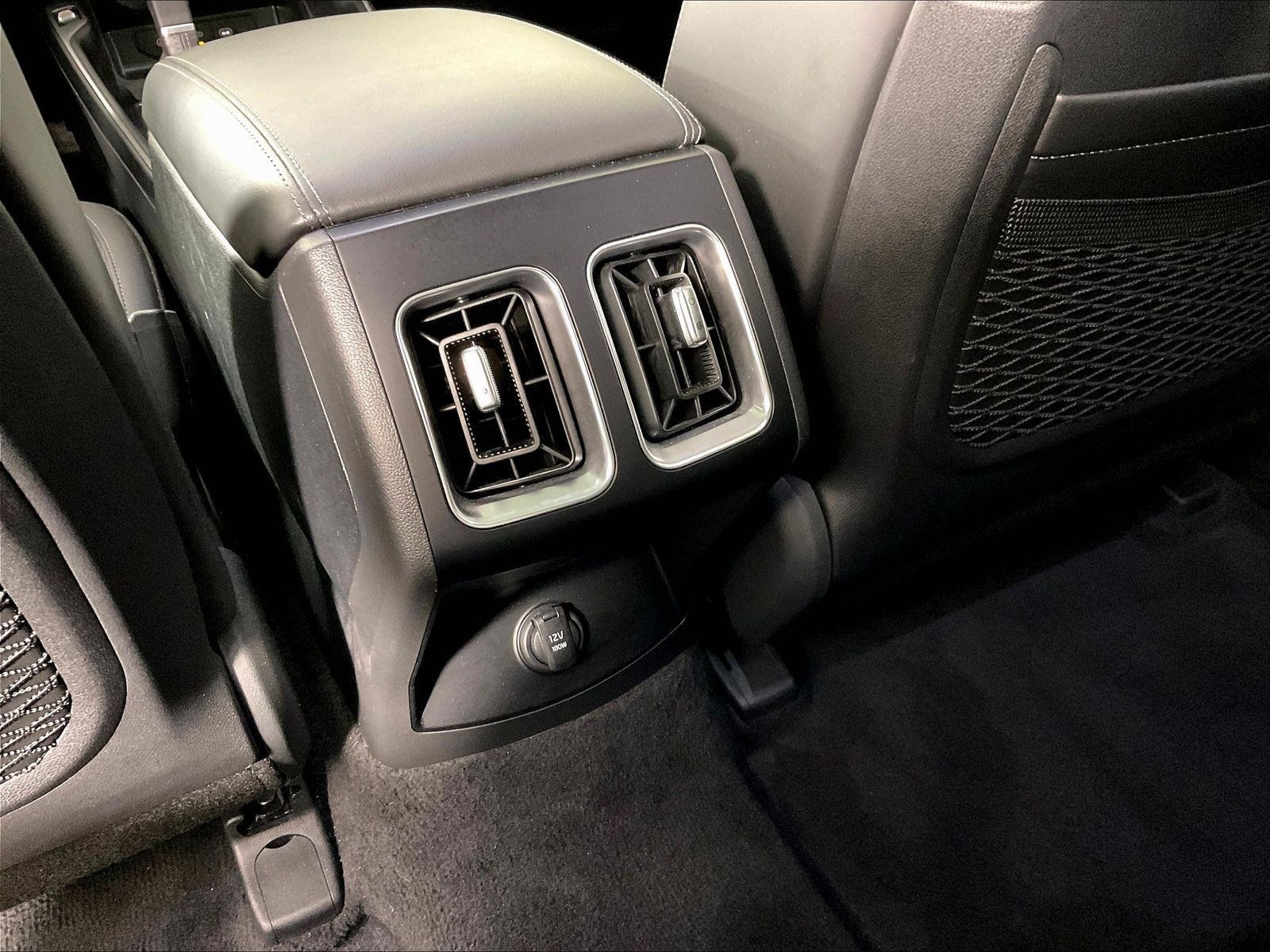 Certified 2025 Kia Sorento EX w/ Panoramic Sunroof Package FWD image 10