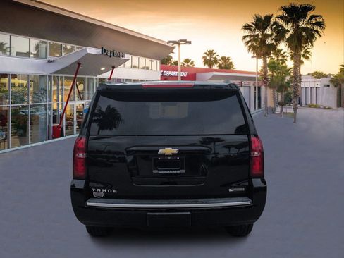 Used 2018 Chevrolet Tahoe Premier RWD image 4