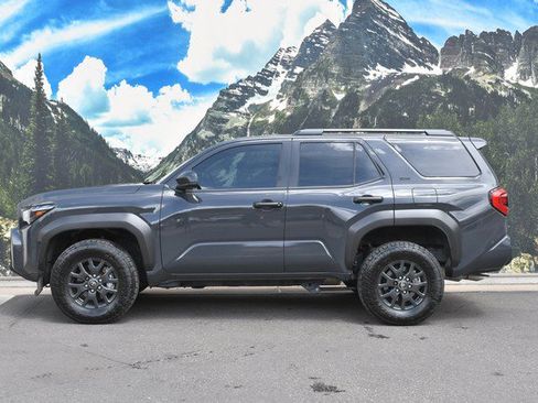 Certified 2025 Toyota 4Runner SR5 AWD/4WD image 7