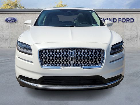 Used 2023 Lincoln Nautilus Reserve w/ Equipment Group 201A AWD/4WD image 2