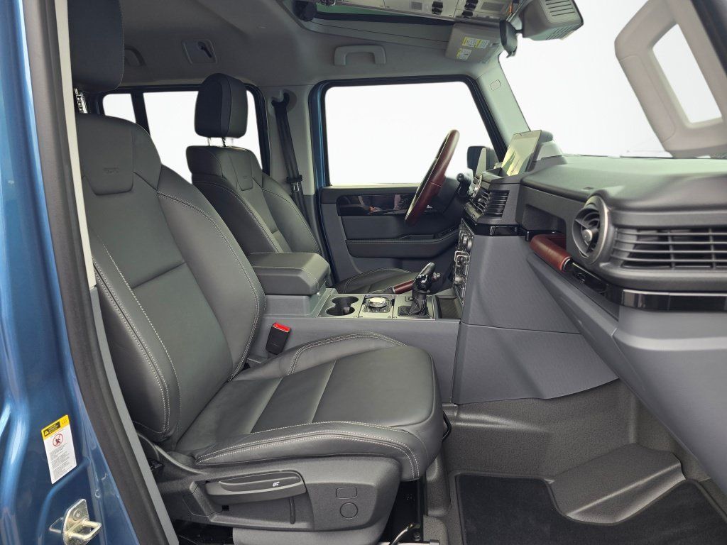 Used 2024 INEOS Grenadier Station Wagon AWD/4WD image 28