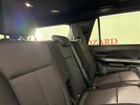 Used 2018 Ford Expedition Max XLT RWD image 18