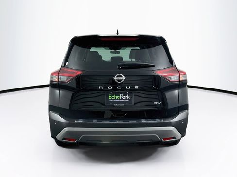 Used 2023 Nissan Rogue SV FWD image 7