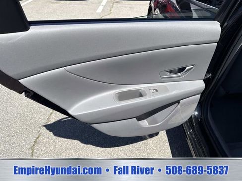 Certified 2023 Hyundai Elantra SEL FWD image 14