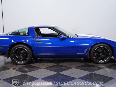 Used 1996 Chevrolet Corvette Coupe RWD image 13
