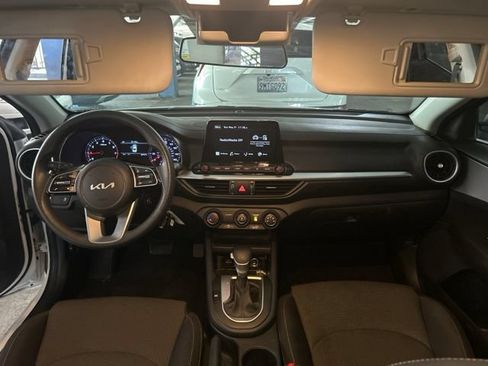 Certified 2023 Kia Forte LXS w/ LXS Technology Package FWD image 7