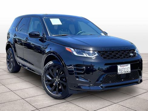 Used 2025 Land Rover Discovery Sport Dynamic SE AWD/4WD image 2