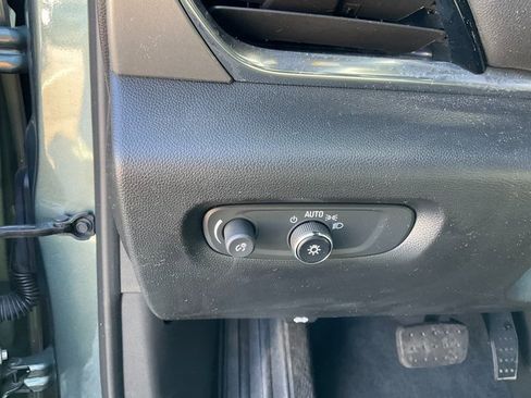 Used 2023 Chevrolet Traverse LT w/ LPO, Floor Liner Package image 9