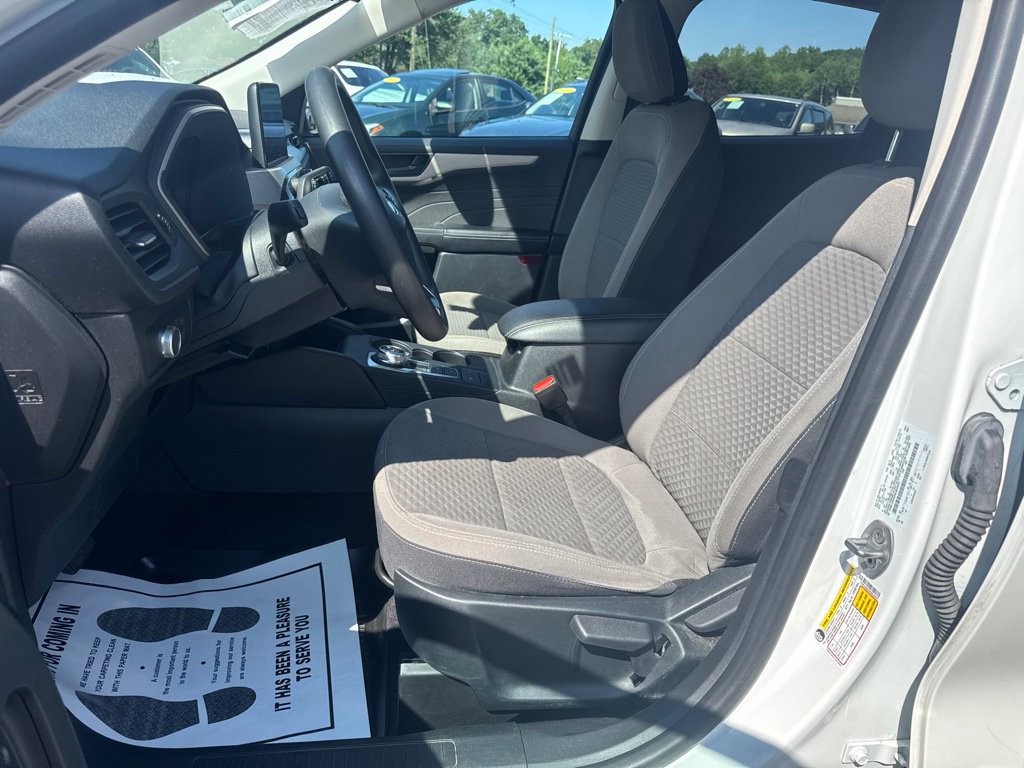 Used 2022 Ford Escape SE FWD image 30