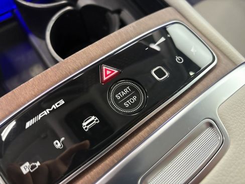 Used 2024 Mercedes-Benz EQE AMG 4MATIC SUV image 17