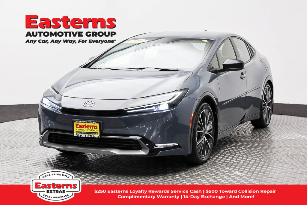 Used 2023 Toyota Prius XLE AWD/4WD image 1