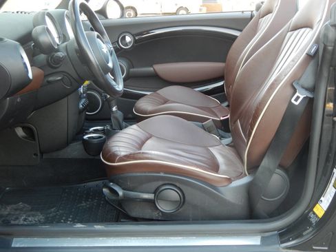 Used 2011 MINI Cooper Convertible FWD image 2