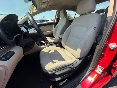Used 2017 Hyundai Elantra SE w/ SE A/T Tech Package 03 FWD image 17