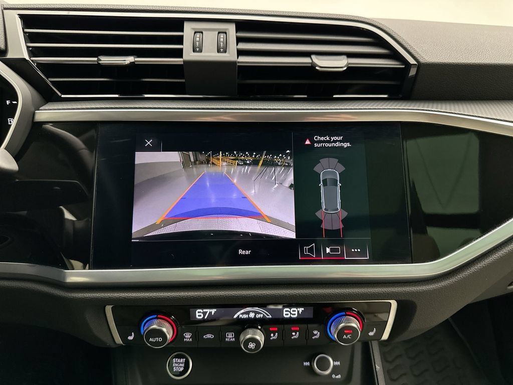 Used 2021 Audi Q3 2.0T Premium Plus w/ Premium Plus Package AWD/4WD image 28
