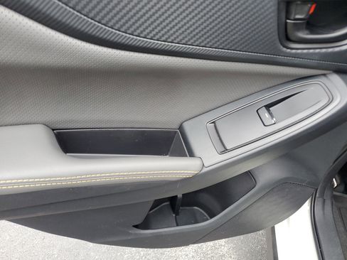 Used 2021 Subaru Crosstrek 2.5i Sport w/ Moonroof Package image 12