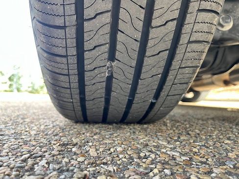 Used 2019 Honda Pilot Touring image 54