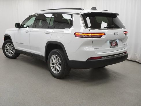 New 2026 Jeep Grand Cherokee L Laredo AWD/4WD image 13