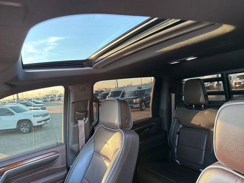 Used 2024 GMC Sierra 2500 Denali w/ Denali Reserve Package image 19