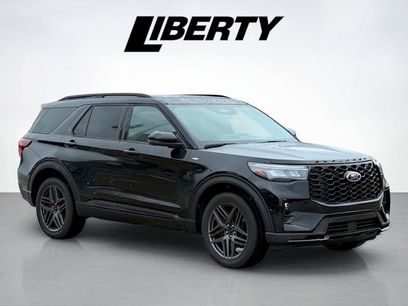 New 2025 Ford Explorer ST-Line w/ Premium Package