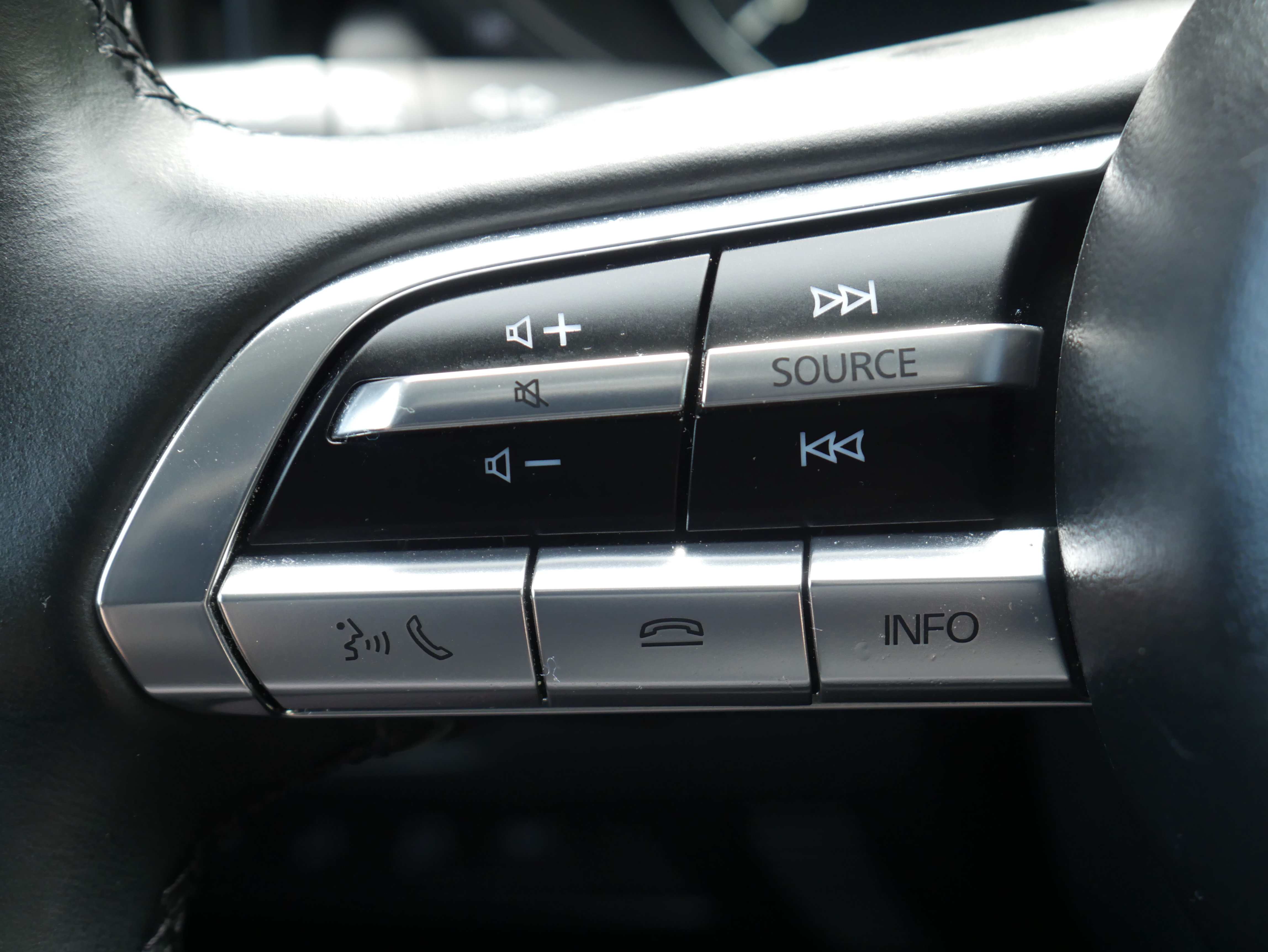Used 2023 MAZDA CX-50 AWD 2.5 Turbo w/ Cargo Package image 24