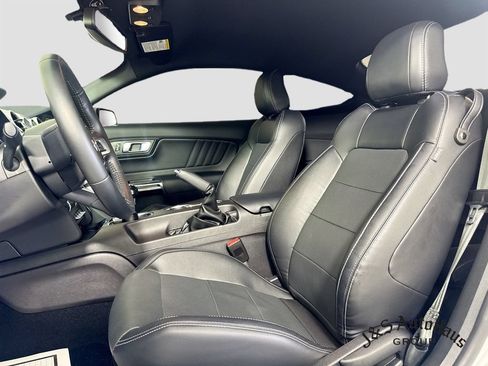 Used 2019 Ford Mustang GT Premium w/ GT Performance Package RWD image 11