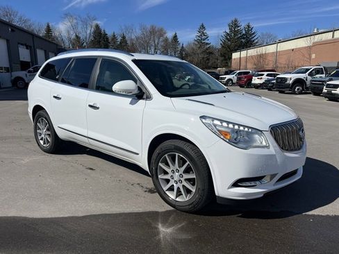 Used 2017 Buick Enclave Leather w/ Trailering Package image 3