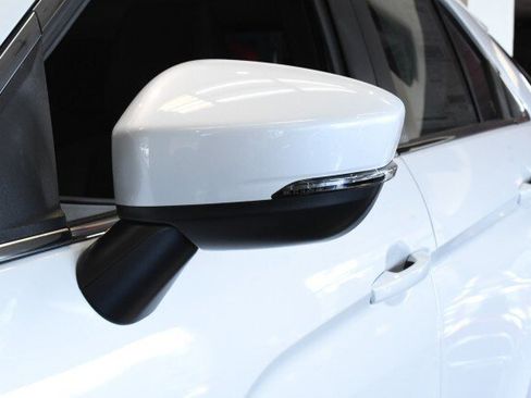 New 2026 Mitsubishi Eclipse Cross ES AWD/4WD image 6