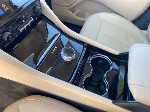 Used 2022 Jeep Grand Cherokee L Limited w/ Trailer Tow Group (B) image 24