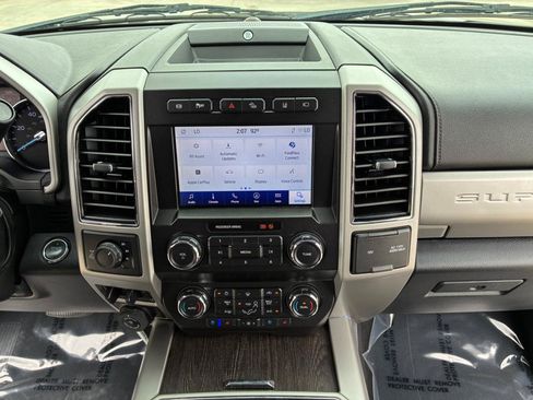 Used 2021 Ford F250 Lariat AWD/4WD image 22