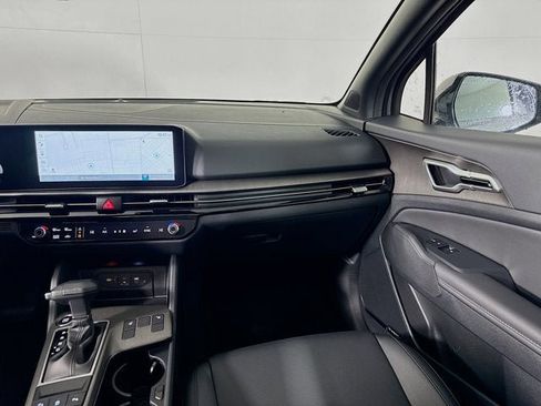 New 2026 Kia Sportage X-Line w/ X-Line Technology Package image 25