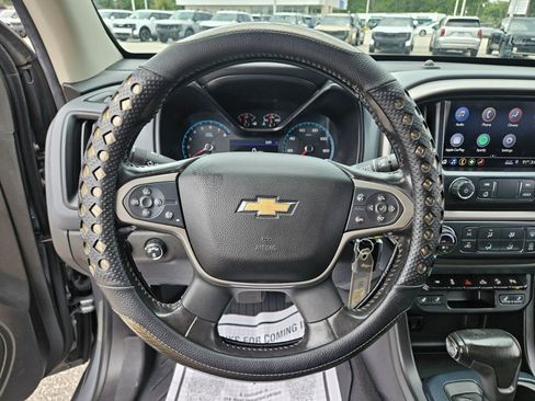 Used 2019 Chevrolet Colorado Z71 AWD/4WD image 25