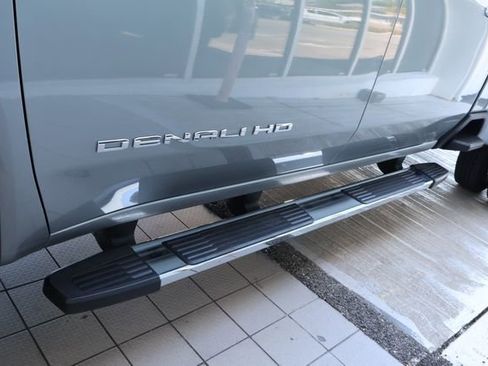 Used 2024 GMC Sierra 3500 Denali w/ Denali Reserve Package image 12