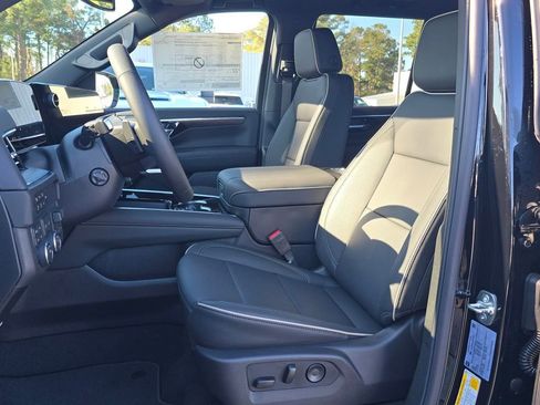 New 2026 Chevrolet Tahoe Premier w/ Sun And Tow Package AWD/4WD image 9