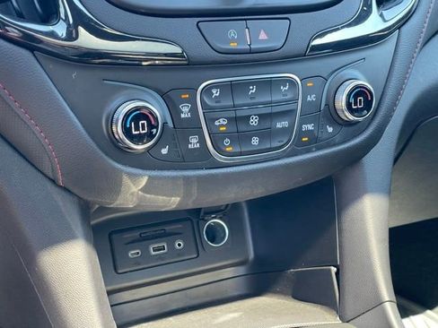 Used 2023 Chevrolet Equinox RS w/ RS Leather Package AWD/4WD image 18