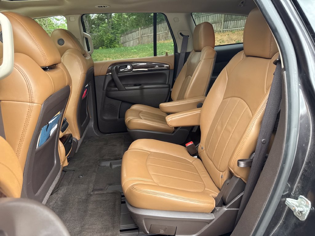 Used 2014 Buick Enclave Premium AWD/4WD image 26