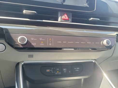 New 2026 Kia Carnival SX Prestige FWD image 24