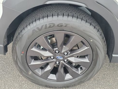 Certified 2025 Subaru Outback Onyx Edition image 10