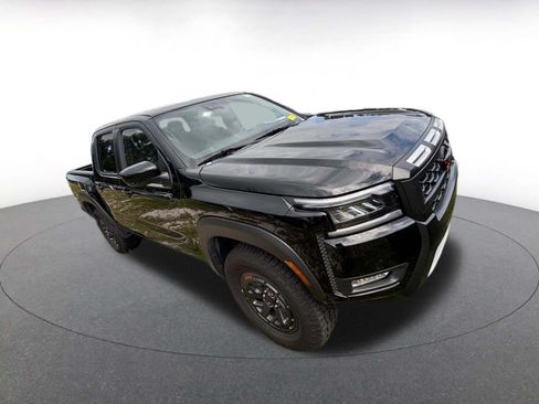 Used 2026 Nissan Frontier PRO-4X AWD/4WD image 11