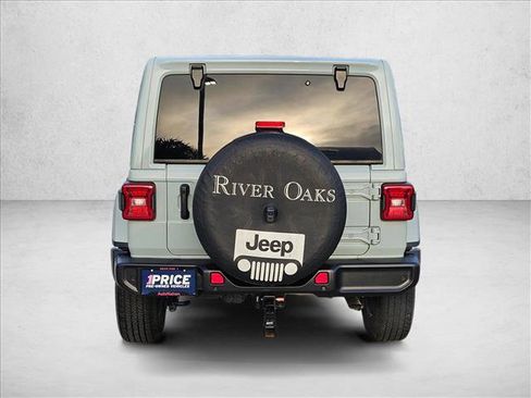 Used 2024 Jeep Wrangler Sahara w/ Technology Group image 6