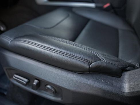 Used 2022 Toyota Tundra SR5 w/ TRD Off-Road Premium Package image 37