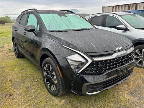 Used 2023 Kia Sportage X-Line w/ X-Line Premium Package image 2